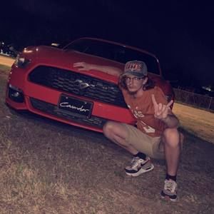 Meet your Posher, Connor